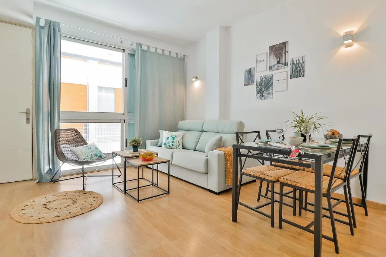 C47 - Cosy Aapartment With Parking Malaga 0*,  Spain